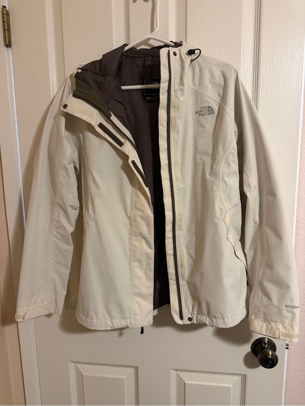 The North Face Women's Cream Waterproof Ski Jacket with Hood